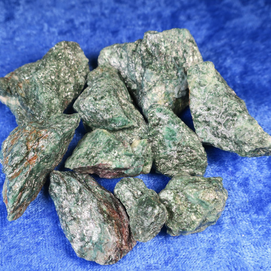 Fuksiitti raaka Brasilia. Valitse koko ja hinta