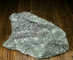 Fuksiittikvartsiitti 518g 140x80x57mm Suomi Hi90