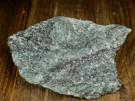 Fuksiittikvartsiitti 518g 140x80x57mm Suomi Hi90