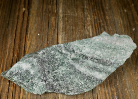 Fuksiittikvartsiitti 172g 135x50x20mm Suomi Hi90