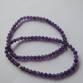 Rannekoru ametisti viistehiottu tumma 4mm 17-18cm