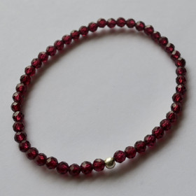 Rannekoru almandiini granaatti viistehiottu 3,5mm 17cm