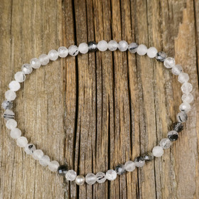 Rannekoru rutiiliikvartsi  4mm viistehiottu