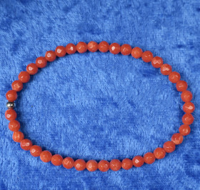 Rannekoru koralli oranssinpunainen 4mm viistehiottu siro. Alli4