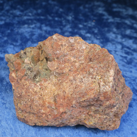 Kalimaasälpä ja savukvartsi  302g 95x55x50mm Uhlu Suomi Hi156R