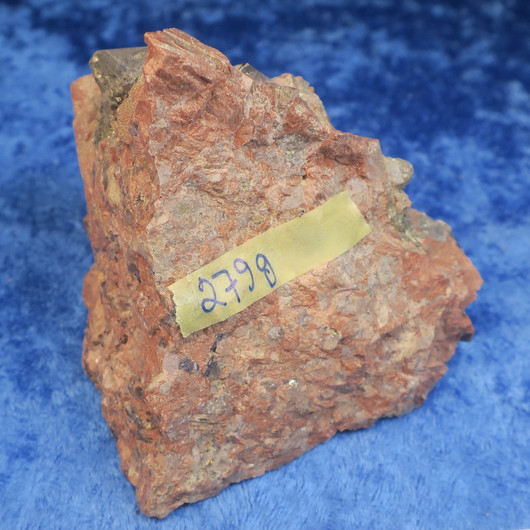 Kalimaasälpä ja savukvartsi  279g 75x70x60mm Uhlu Suomi Hi156R