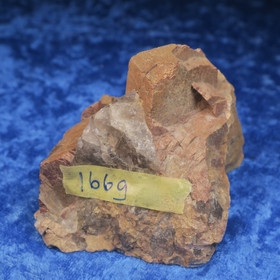 Kalimaasälpä ja savukvartsi  166g 65x50x45mm  Uhlu Suomi Hi156R