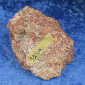 Kalimaasälpä ja savukvartsi  324g  90x55x50mm  Uhlu Suomi Hi156R