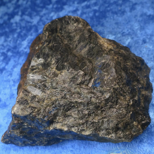Spektroliitti raaka  583g 100x90x40mm Ylämaa Suomi Hi53S