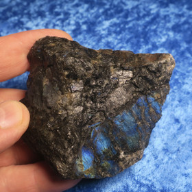 Spektroliitti raaka 199g 75x60x30mm Ylämaa Suomi Hi53S