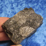 Spektroliitti raaka 139g 55x50x30mm Ylämaa Suomi Hi53S