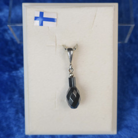 Riipus hematiitti viistehiottu ja kulmikas, siro, 24mm kokonaispituus