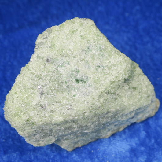 Peridootti oliviini raaka 181g 55x40x40mm Norja Hi159