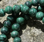 Malakiitti 5-6mm pyöreä irtohelmi 
