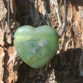 Kaulakoru sammalakaatti sydän porattu riipus 