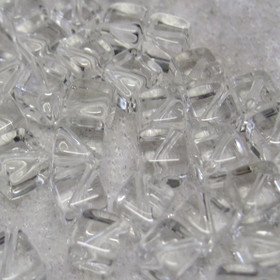 Vuorikide kirkas 5mm kuution mallinen irtohelmi