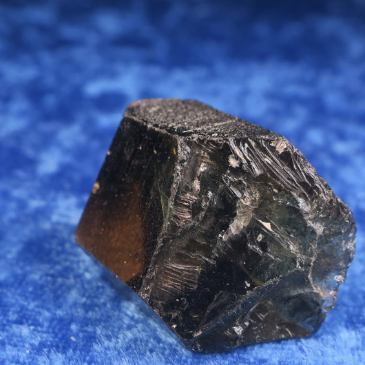 Sitriini tummankeltainen kide 24g 35x25x20mm Hi121 