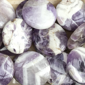 Ametistikvartsi  violetti ja valkokirjava kiekko 30x7mm irtohelmi