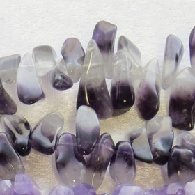 Ametistikvartsi kaksivärinen pitkäkäinen n. 20-25mm irtohelmi