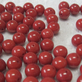 Helmiäinen 6mm puolukan punainen värjätty irtohelmi