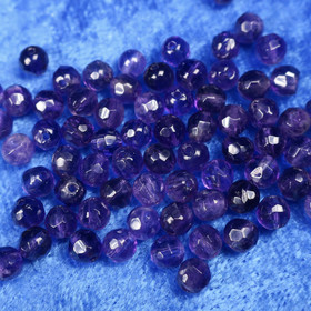 Ametisti tumma violetti viistehiottu 4mm irtohelmi