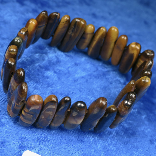 Tiikerinsilmä rannekoru puikkomainen 17cm.  Tir8