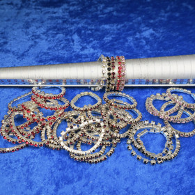 Korutarvike tekotimantteja n20kpl sormuksen silikoninauha kuoleentunut