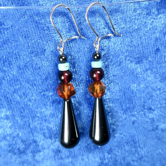 Korvakorut HEVONEN - HORSE hevosen onnenkivikorut nro 4