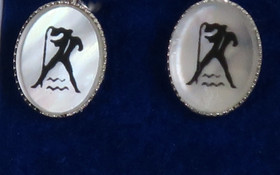 Nappikorvakorut VESIMIES  AQUARIUS simpukka ja 925-hopea