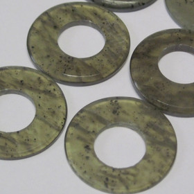 Nefriitti rengas 23mm jossa reikä 10, vahvuus 2mm