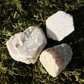 Korundi raaka safiirikide 20-25g Suomi Hi161