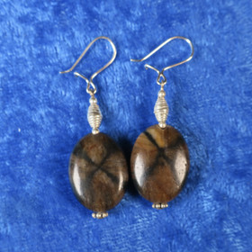  Korvakorut kiastoliitti ristikivi Ki6