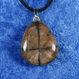 Riipus kiastoliitti ristikivi, riipuslenkki 925-hopea Ki11