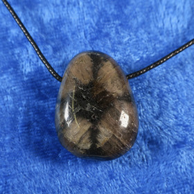 Riipus kiastoliitti ristikivi porattu Ki16