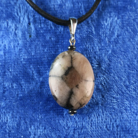 Riipus kiastoliitti ristikivi, siro malli  Ki32