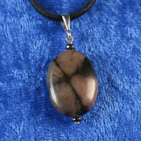 Riipus kiastoliitti ristikivi, siro malli  Ki36