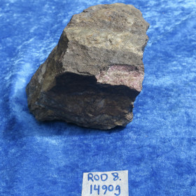 Rodoniitti 1490g raakakivi, keräilykivi. Vittinki Suomi ROD8