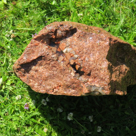 Kalimaasälpä ja savukvartsi 18kg raaka 28x29x15cm Uhlu Suomi Hi156/A