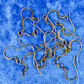 Korvakorun koukku antiikkiväri