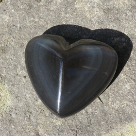 Sateenkaariobsidiaani sydän 35g SAS3