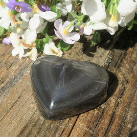 Sateenkaariobsidiaani sydän 53g SAS6