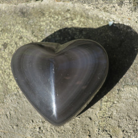 Sateenkaariobsidiaani sydän 53g SAS6