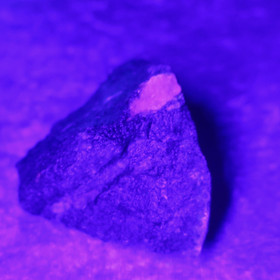 Rubiinifuksiitti raaka 130g Kittilä Suomi. Hi167