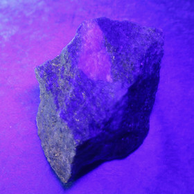 Rubiinifuksiitti raaka 234g  Kittilä Suomi. Hi167