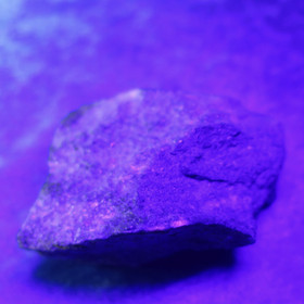 Rubiinifuksiitti raaka 234g  Kittilä Suomi. Hi167