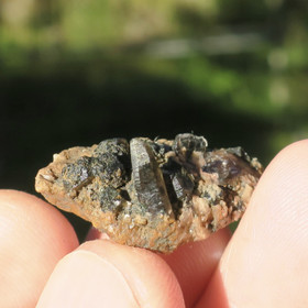 Savukvartsi, biotiitti, kalimaasälpä, fluoriitti 5g Hi171