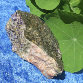 Fluoriitti kalsiitti  epidootti 201g Hi171