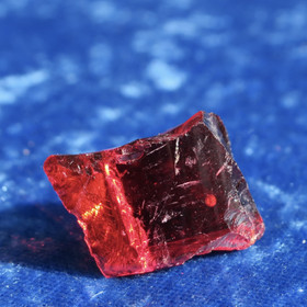 Raakalasi 6g kirkkaanpunainen nro78