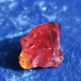 Raakalasi 10g kirkkaanpunainen  nro77