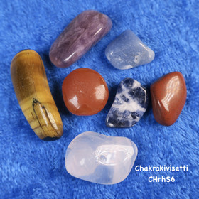 7 Chakran hoitokivisetti n. 10g rumpuhiottu nro CHrhS6